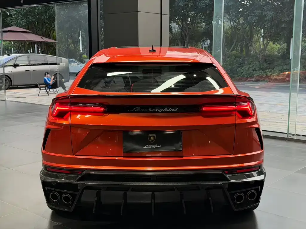 Lamborghini Urus — фото 5