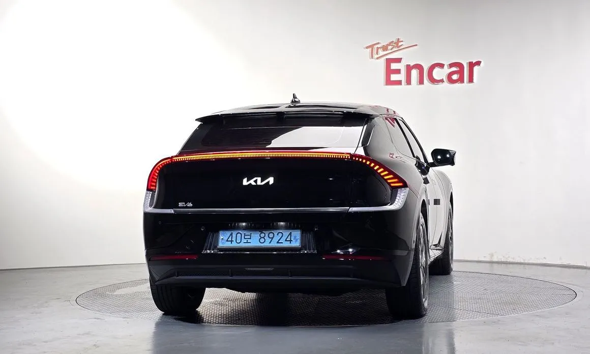 Kia EV6 — фото 5
