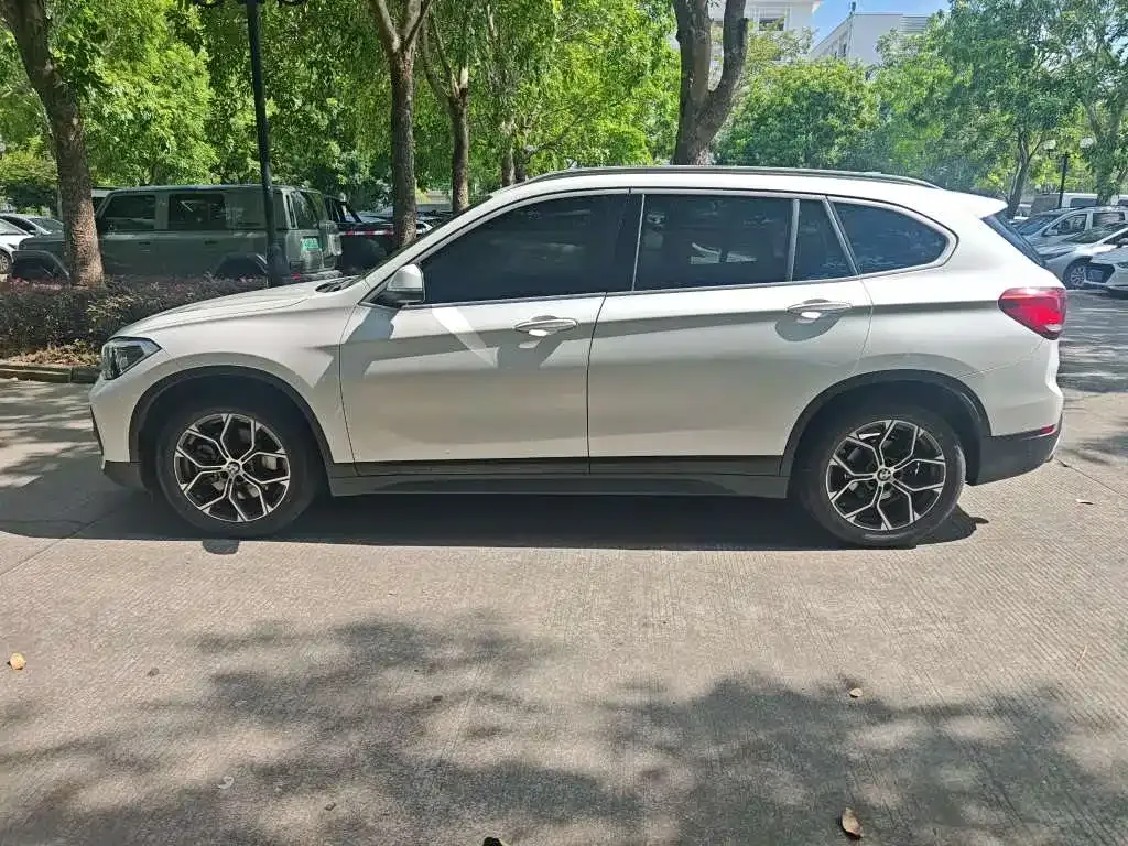 BMW X1 — фото 2