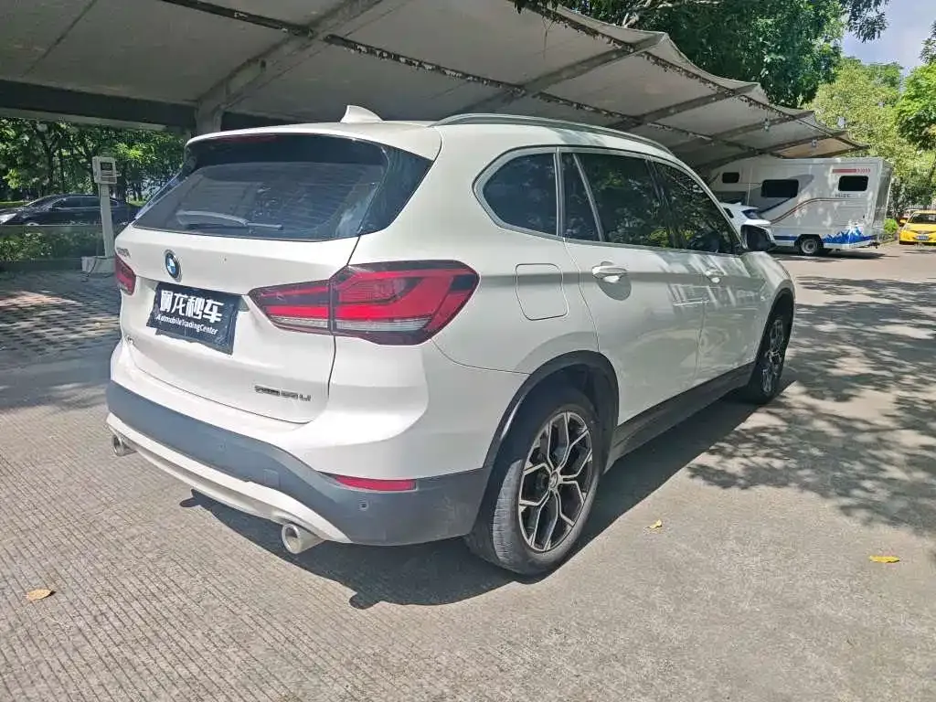 BMW X1 — фото 3