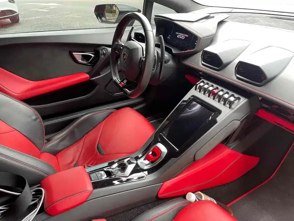 Lamborghini Huracan — фото 7