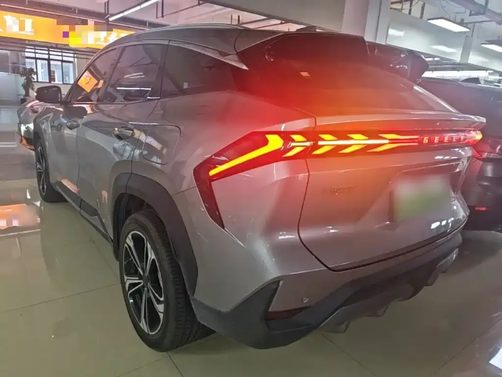 Geely Galaxy L7 — фото 2