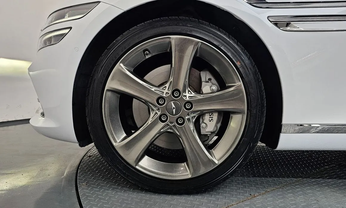 Genesis G80 — фото 10