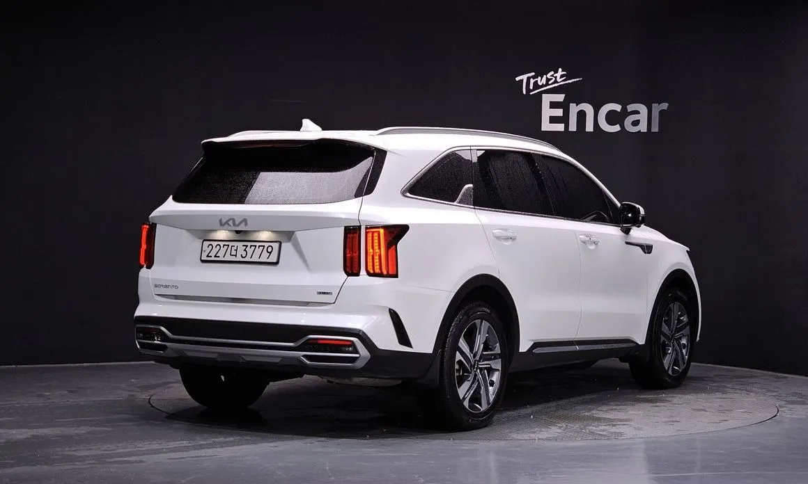 Kia Sorento — фото 3