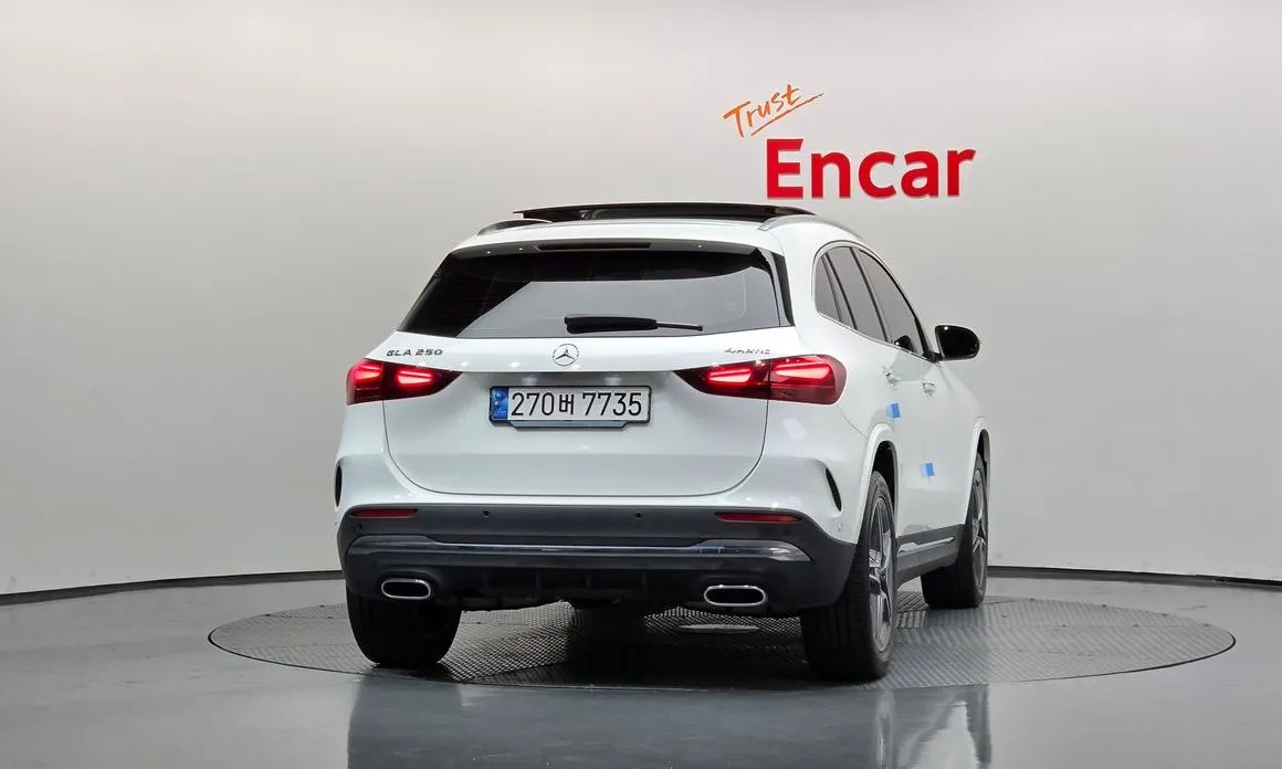 Mercedes-Benz GLA-Class — фото 7