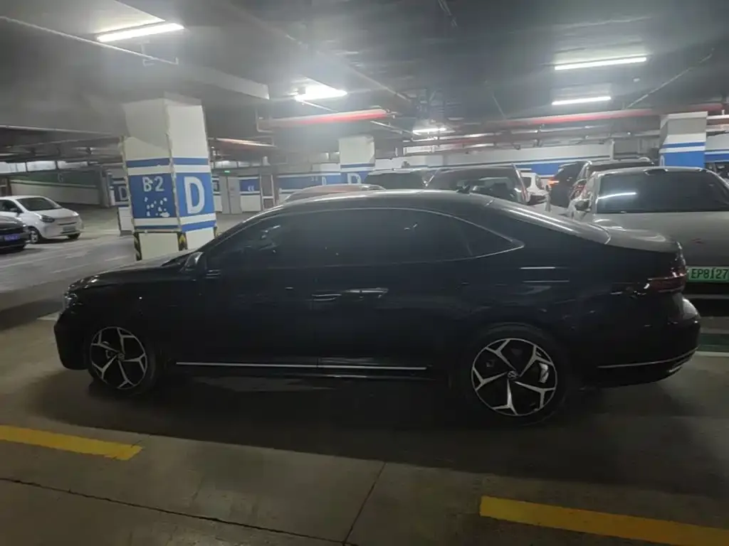 Volkswagen Passat — фото 5