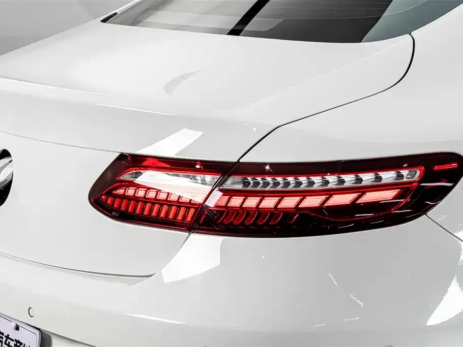 Mercedes-Benz E-Class (Import) — фото 2