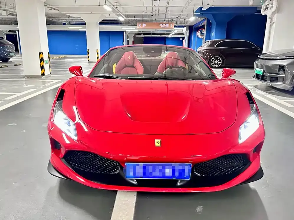 Ferrari F8 — фото 3