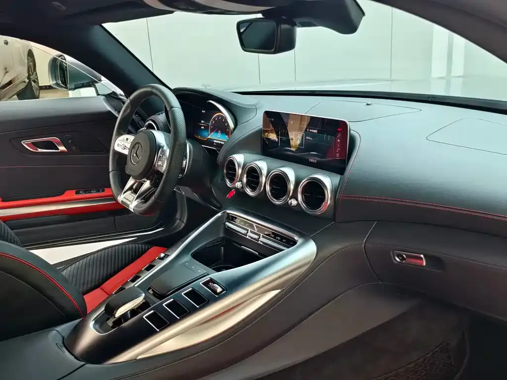 Mercedes-Benz AMG GT — фото 10