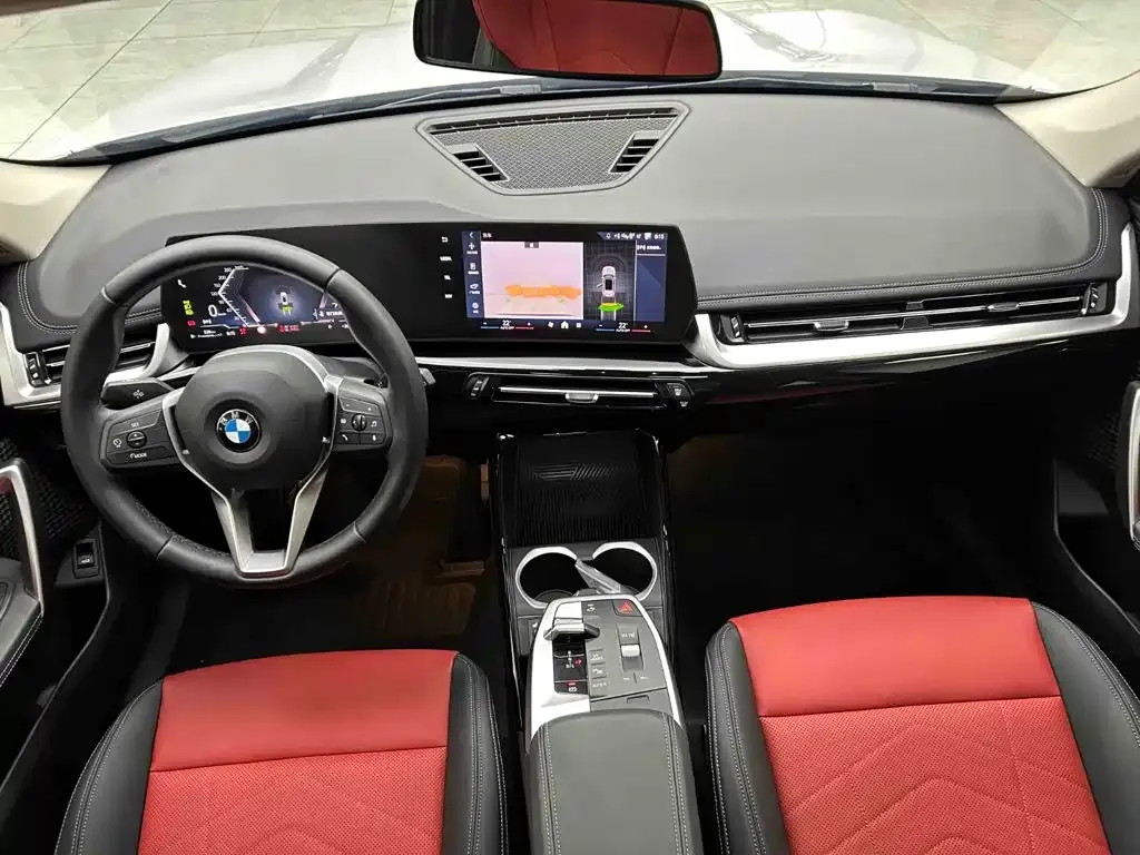 BMW X1 — фото 10