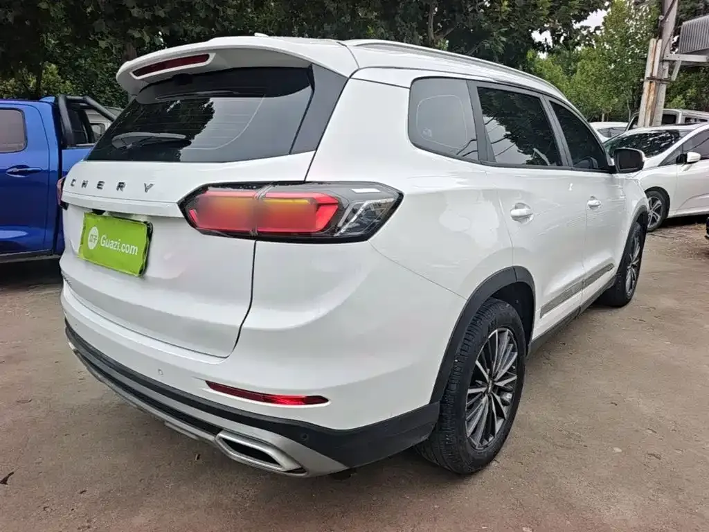 Chery Tiggo 8 — фото 4
