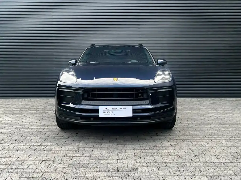 Porsche Macan — фото 1