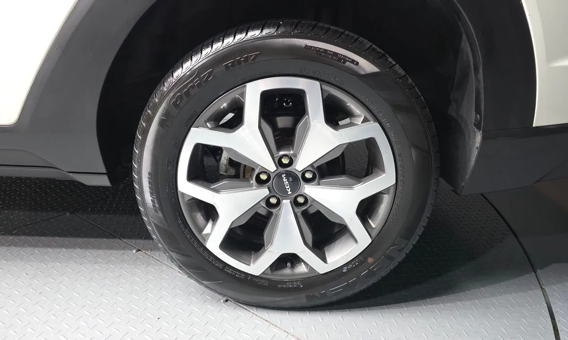 KG Mobility (Ssangyong) Torres — фото 10