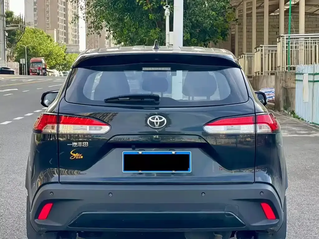 Toyota Corolla Cross — фото 2