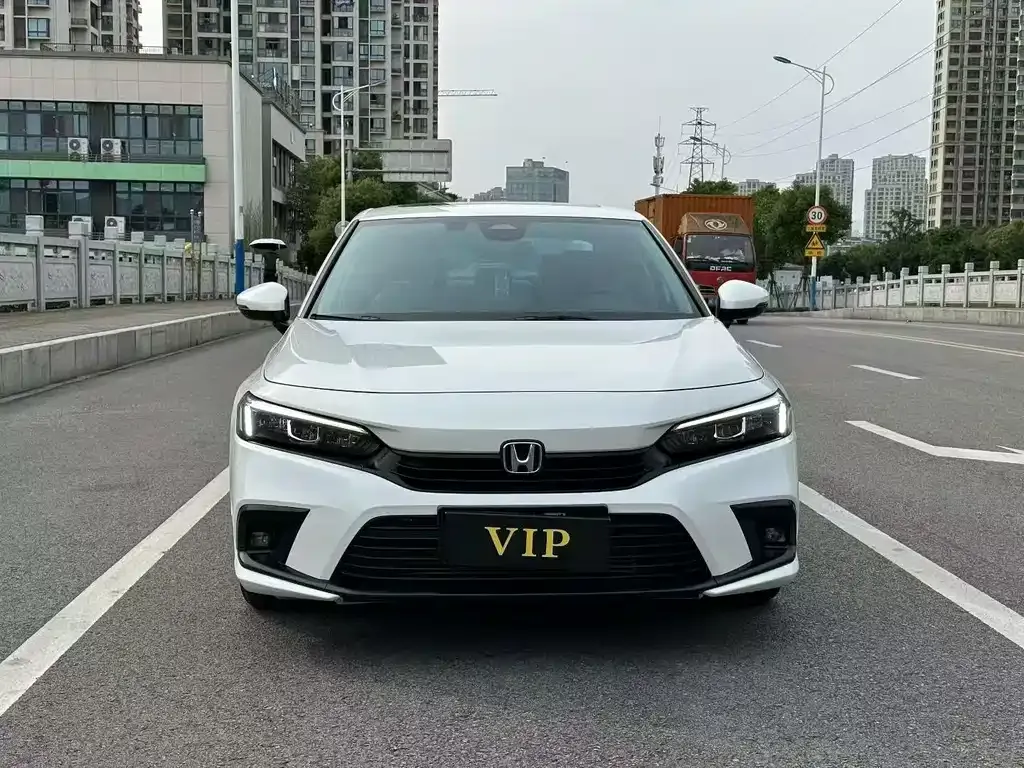 Honda Civic — фото 8