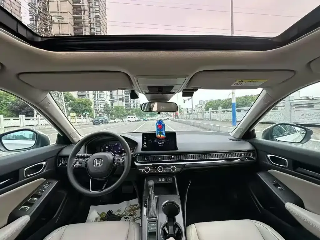 Honda Civic — фото 4