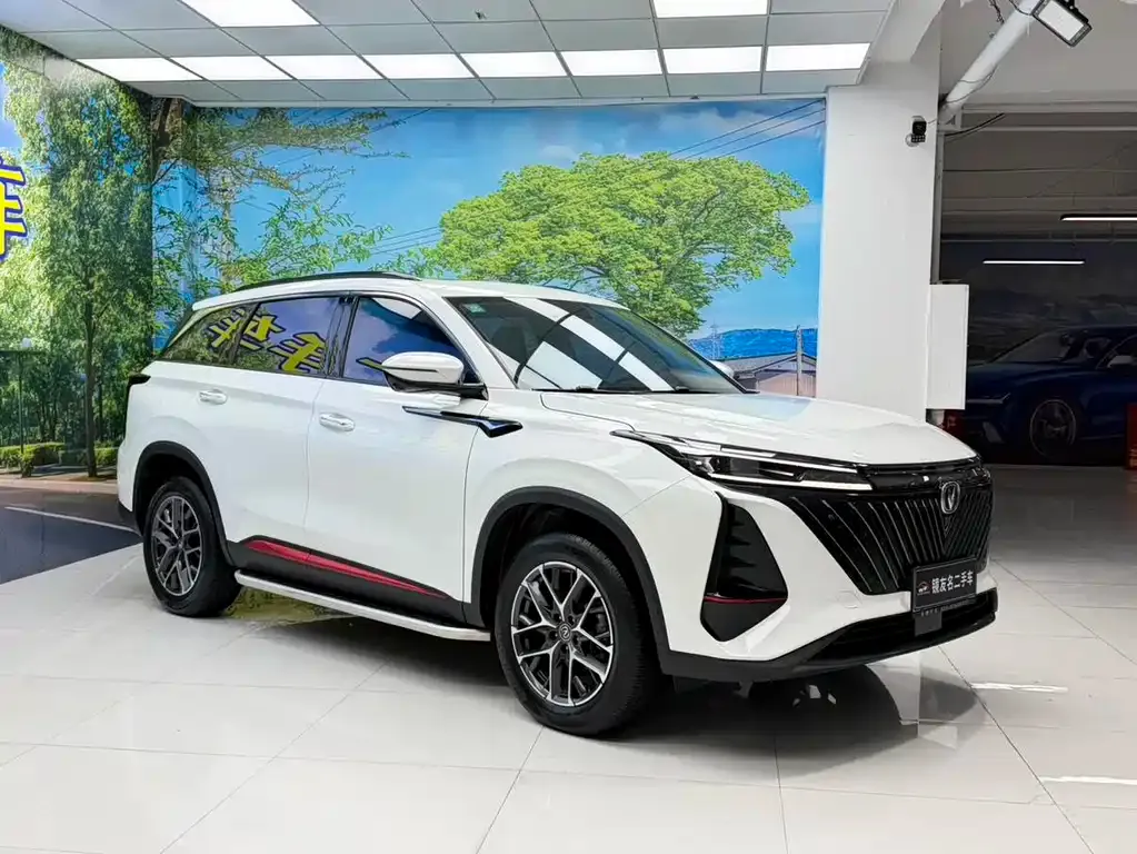 Changan CS75 PLUS — фото 9