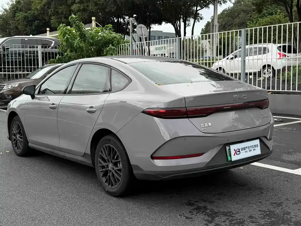 BYD Qin PLUS — фото 7