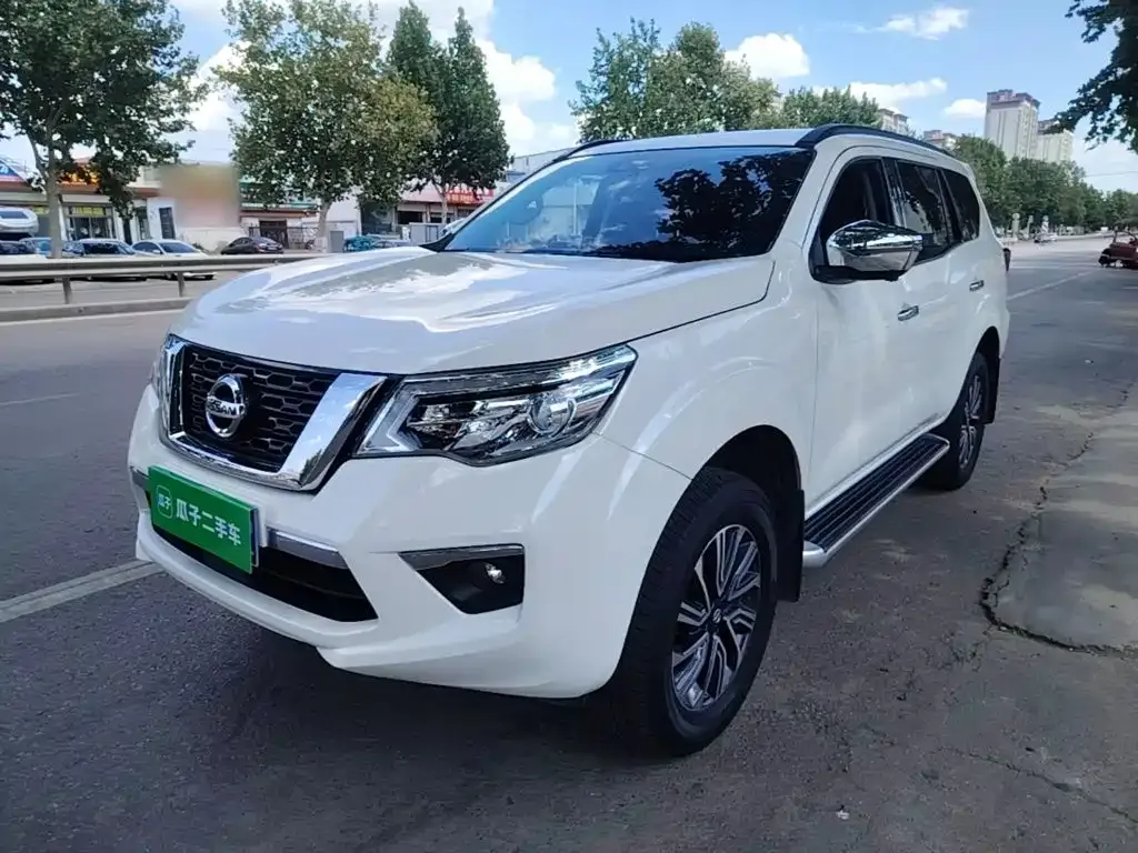 Nissan Terra — фото 4