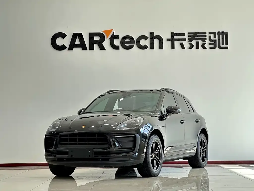 Porsche Macan — фото 1