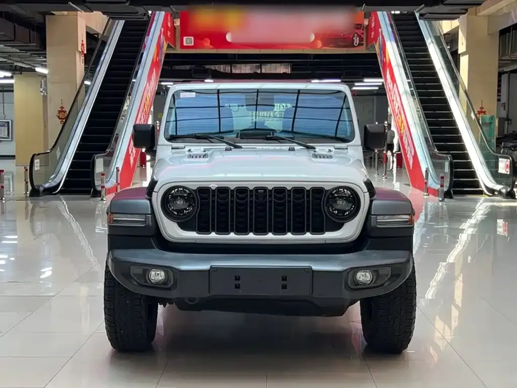 Jeep Wrangler — фото 7