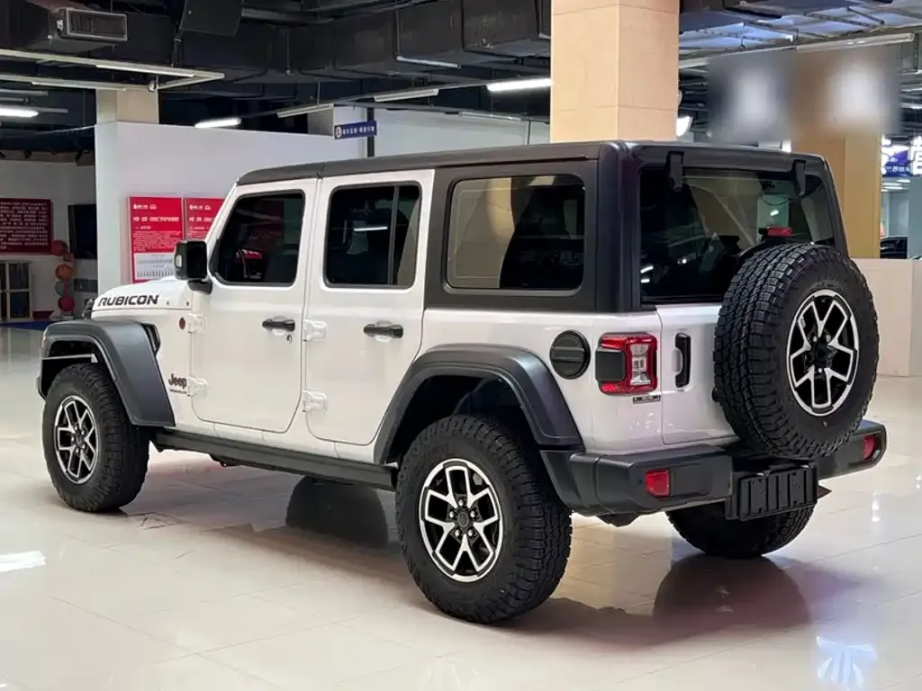 Jeep Wrangler — фото 2