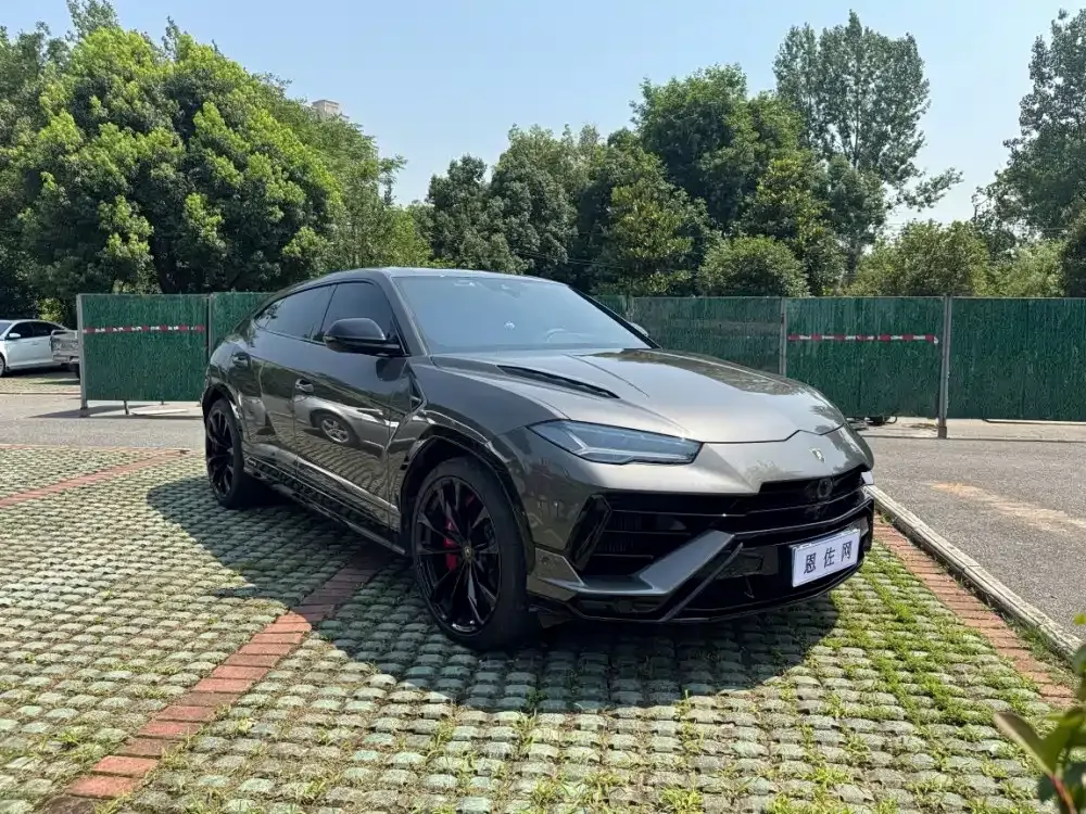 Lamborghini Urus — фото 9