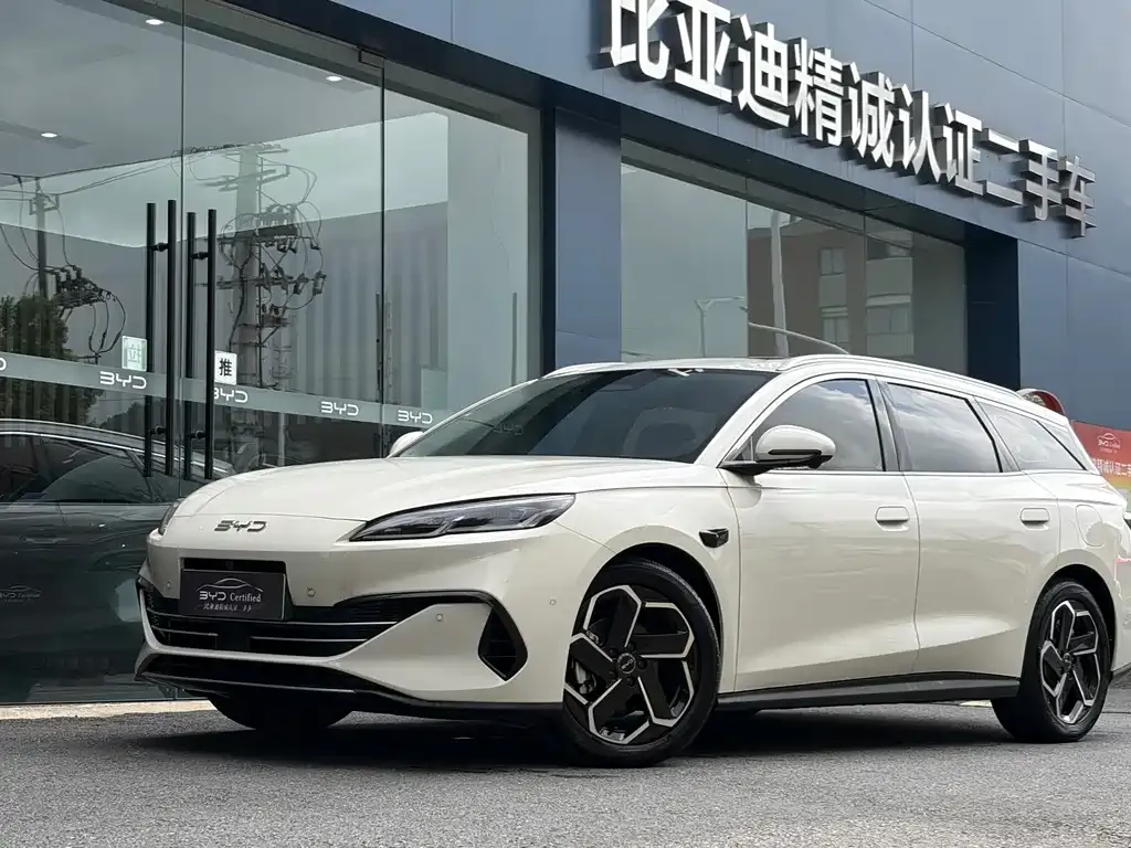 BYD Seal 06 DM-i Touring — фото 1