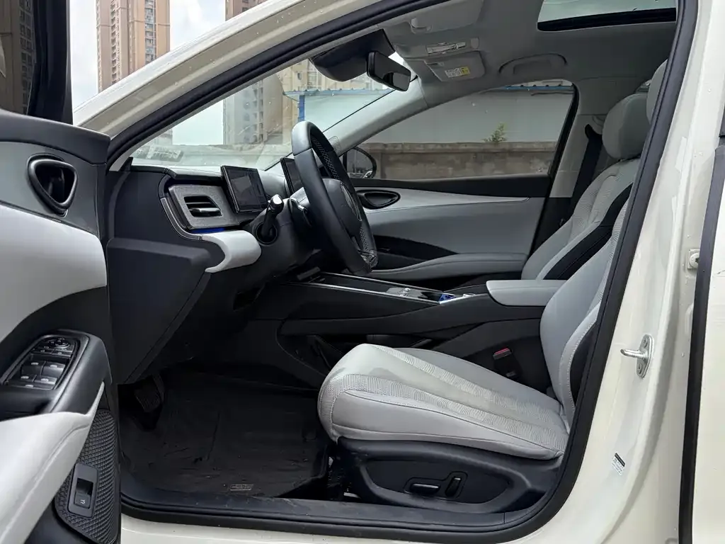 BYD Seal 06 DM-i Touring — фото 4