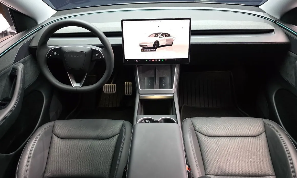 Tesla Model Y — фото 7