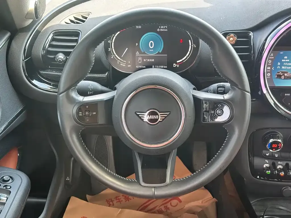 MINI Clubman — фото 10
