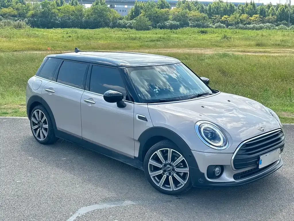 MINI Clubman — фото 6
