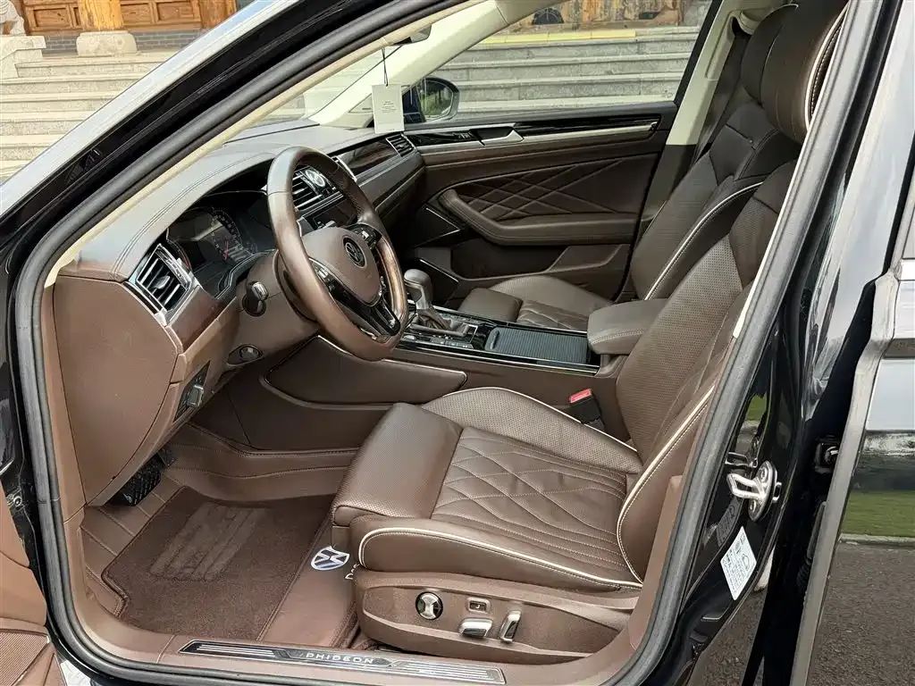 Volkswagen Phideon — фото 4