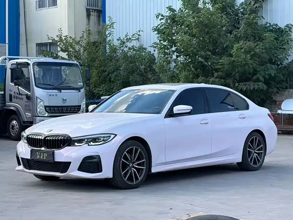 BMW 3 Series — фото 1