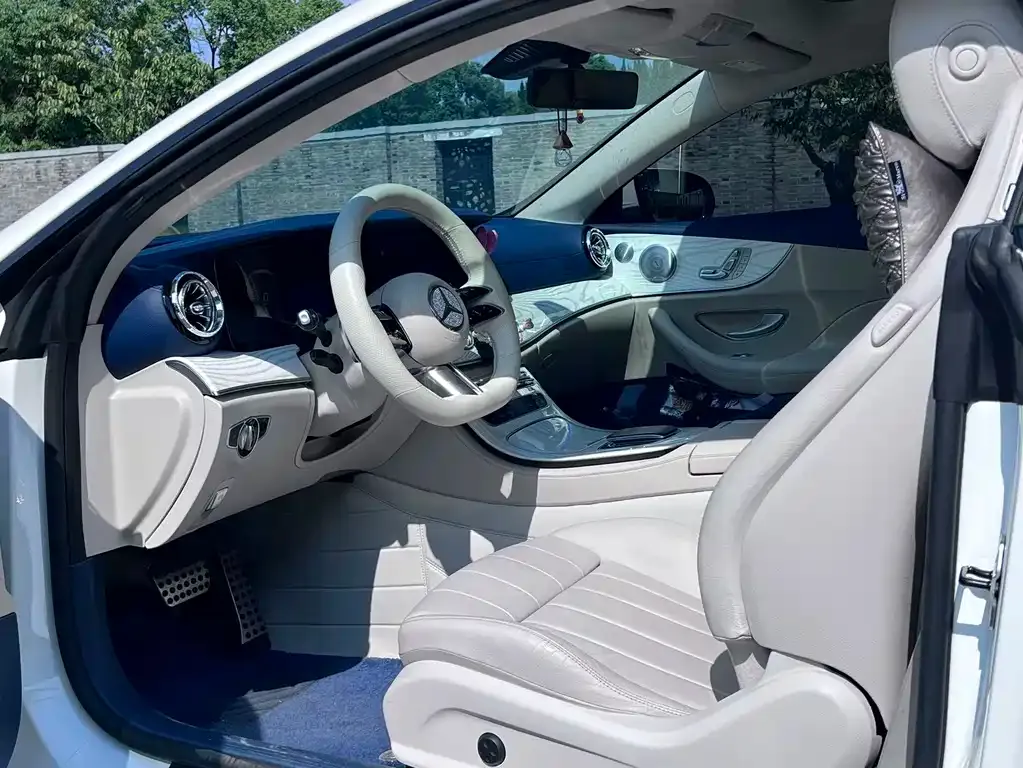 Mercedes-Benz E-Class (Import) — фото 4