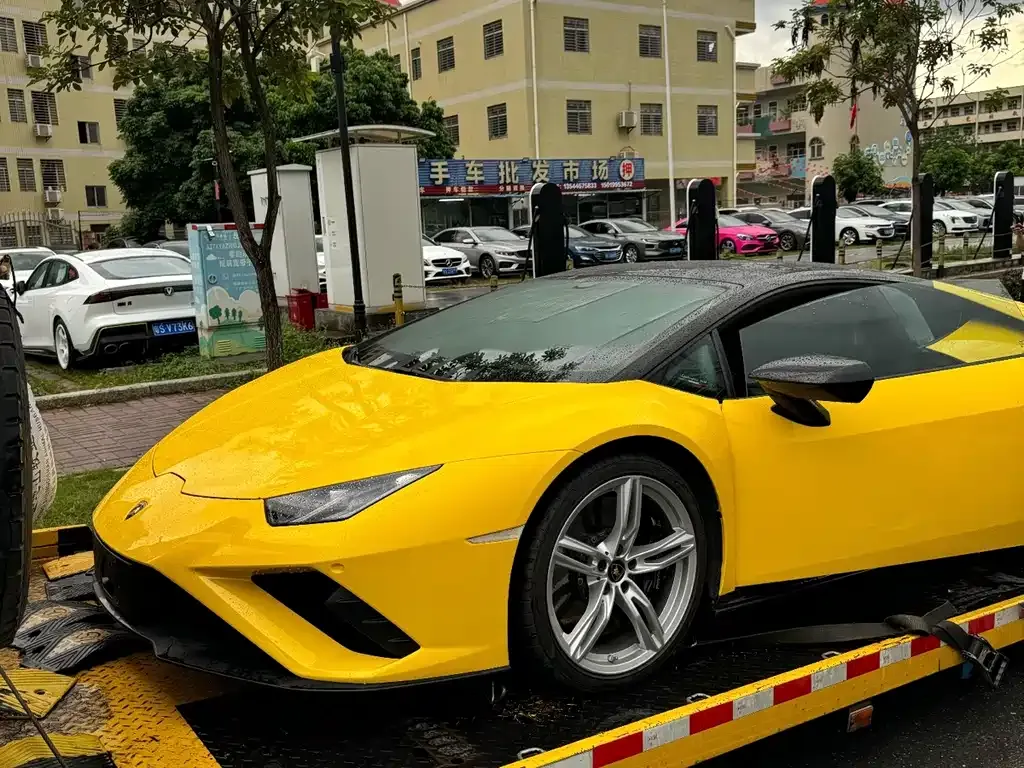 Lamborghini Huracan — фото 5