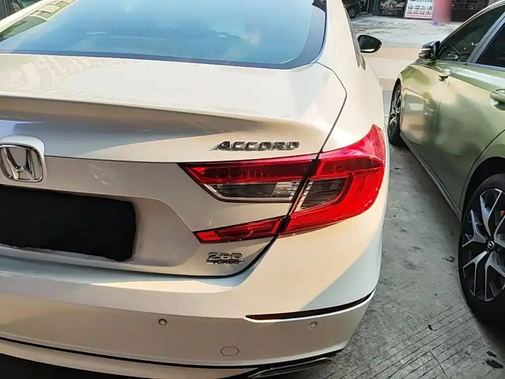 Honda Accord — фото 2
