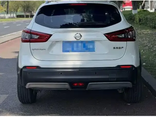 Nissan Qashqai — фото 7