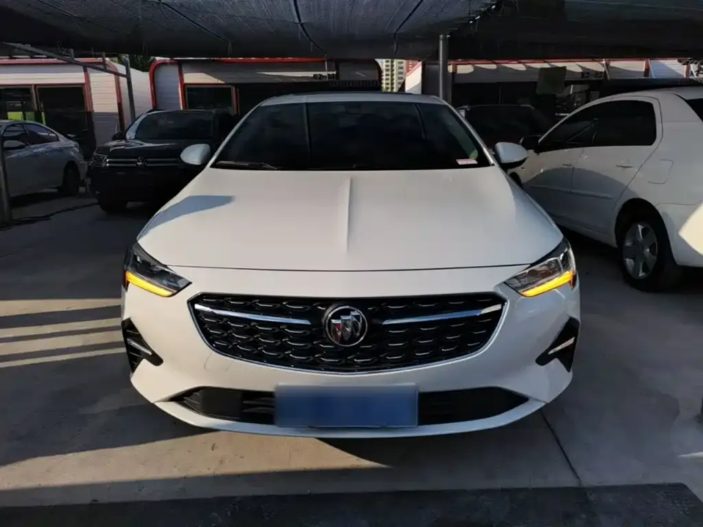 Buick Regal — фото 2