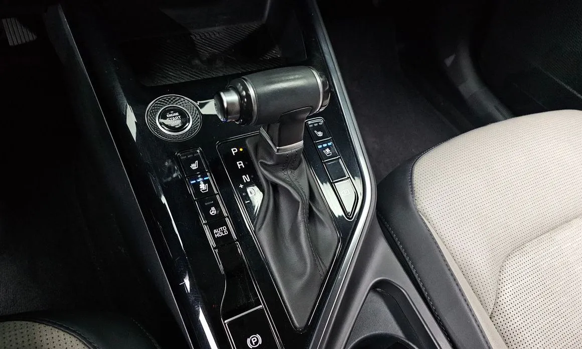 Kia Niro — фото 9