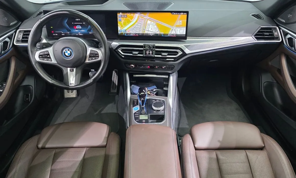 BMW i4 — фото 10