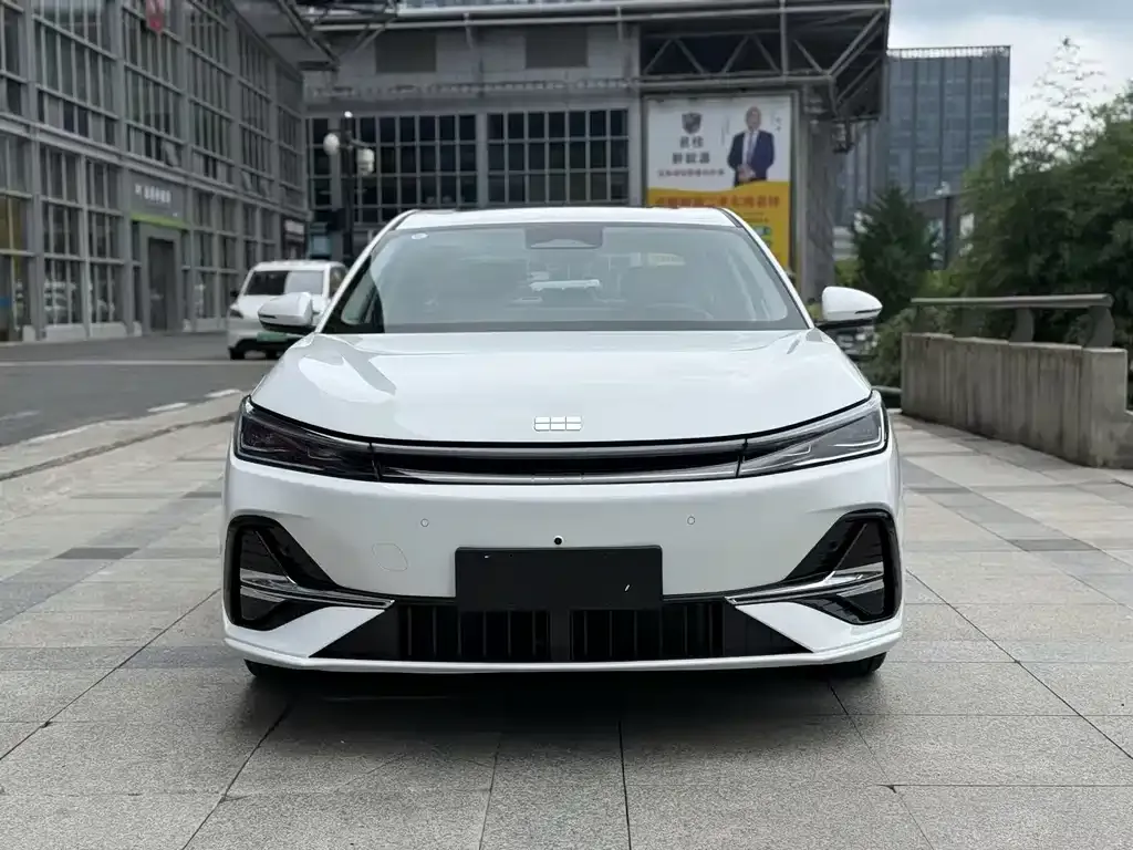 Geely Galaxy A7 EM — фото 2