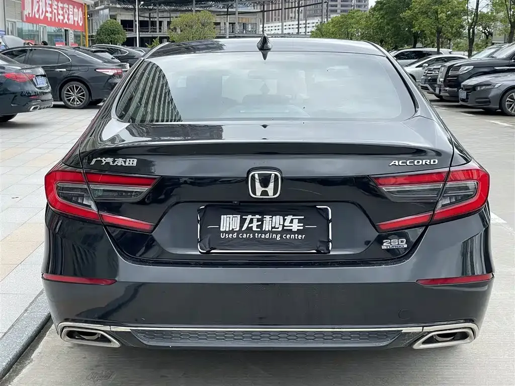 Honda Accord — фото 5