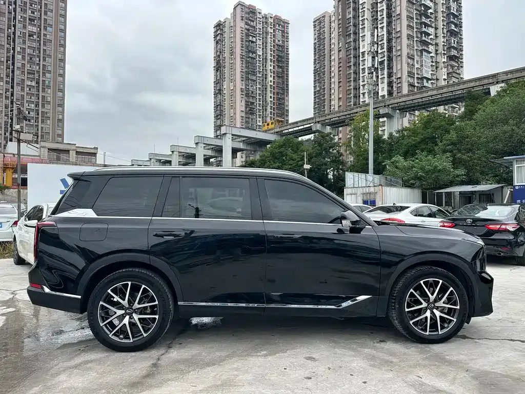GAC Motor Trumpchi GS8 — фото 8