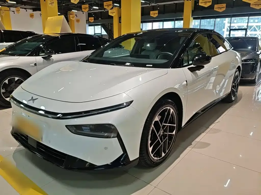 XPeng P7+ — фото 1