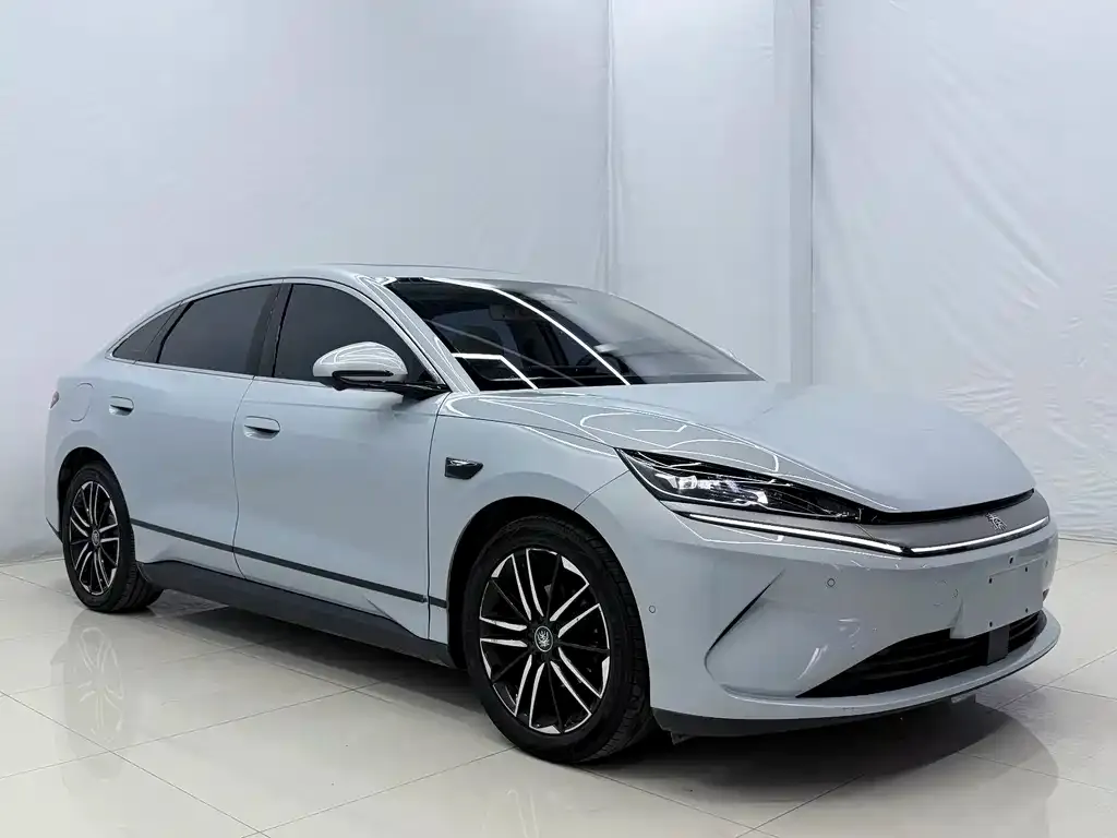 BYD Qin L — фото 8