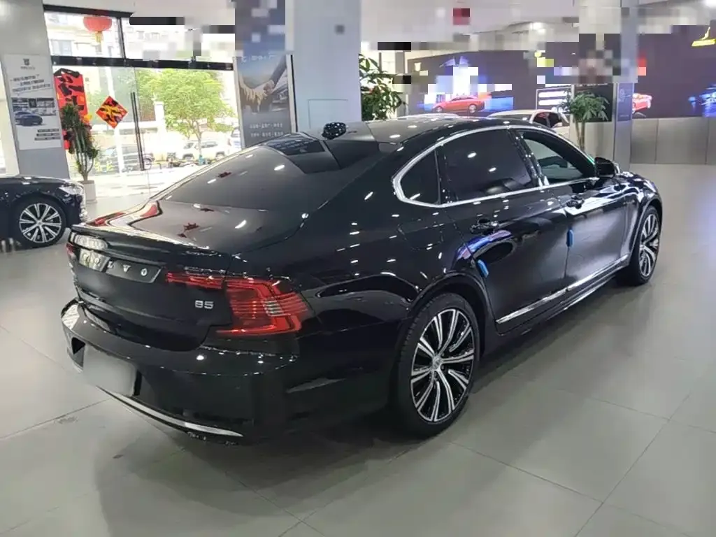 Volvo S90 — фото 7