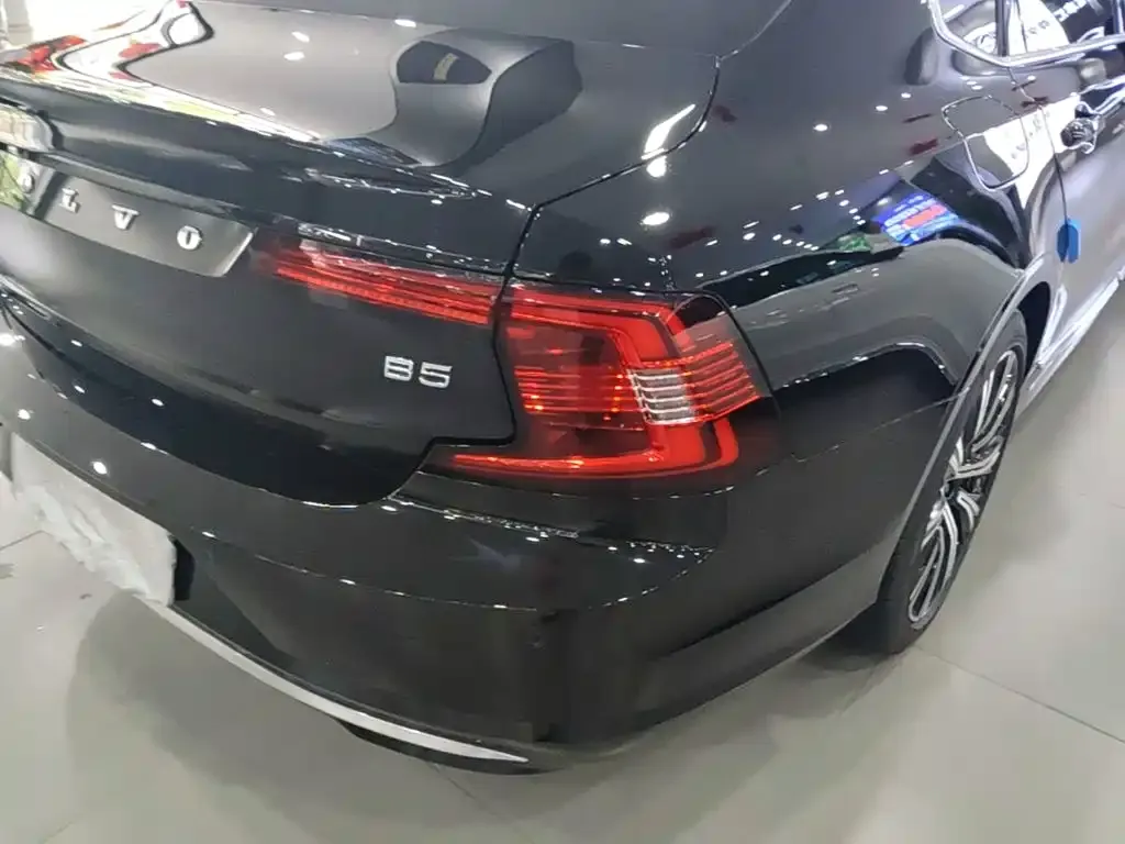 Volvo S90 — фото 3