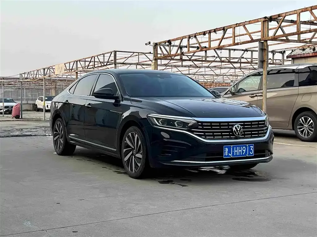Volkswagen Passat — фото 2