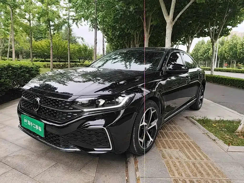 Volkswagen Passat — фото 1